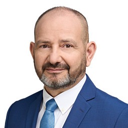 t1-pest-11-juhasz-bela